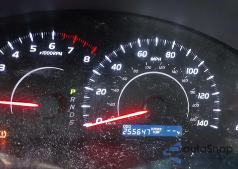 2010 Toyota Camry Le z USA, uszkodzony, nr VIN 4T1BF3EKXAU520277